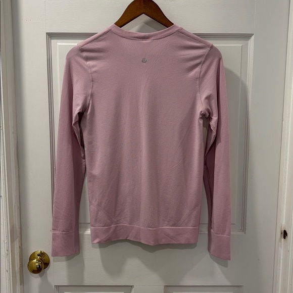 Lululemon Women’s Relaxed Swiftly Tech Long Sleeve Shirt Size 4 Light Pink GUC - Picture 4 of 6